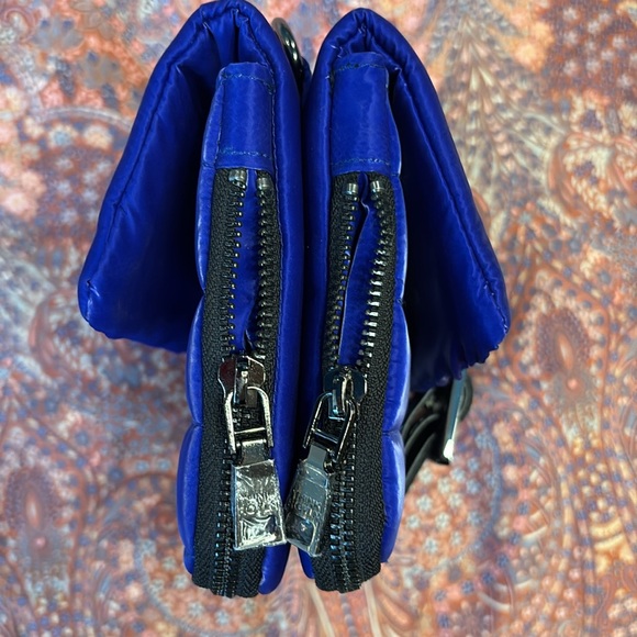 Think Rolyn Jagger Bag - Picture 6 of 10